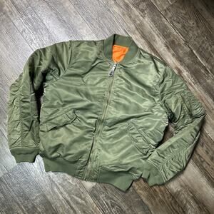 Alpha Industries MA-1 flight bomber jacket Read